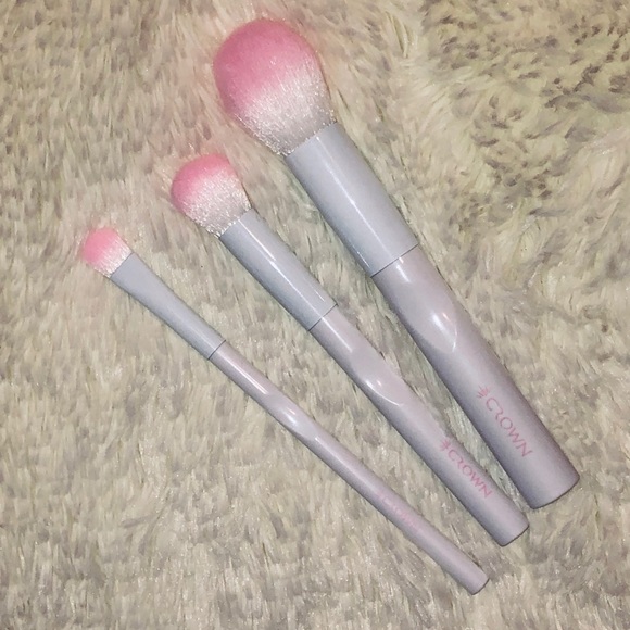 CROWN—3 PIECE PRO BRUSH TRIO SET!! (BNWT!!) - Picture 2 of 4